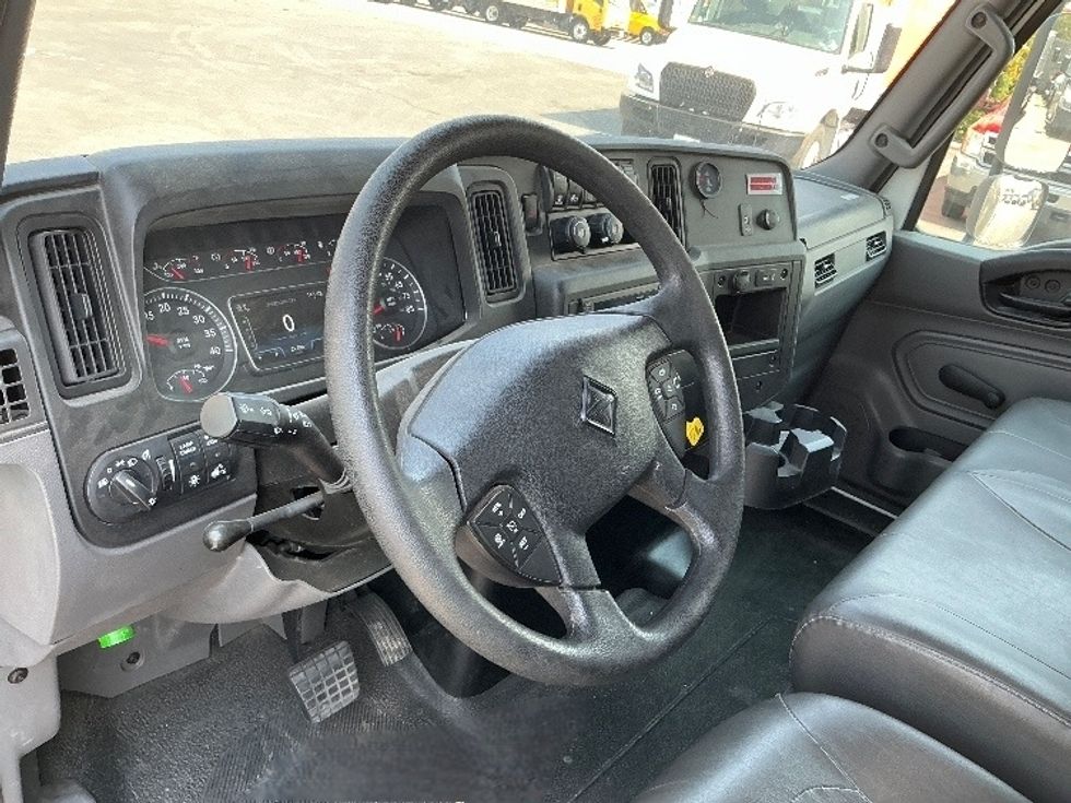 Medium Duty Box Truck-Light and Medium Duty Trucks-International-2021-MV607-Sparks-NV-20,554\n\t\tmiles-$ 75,750 - Image 17
