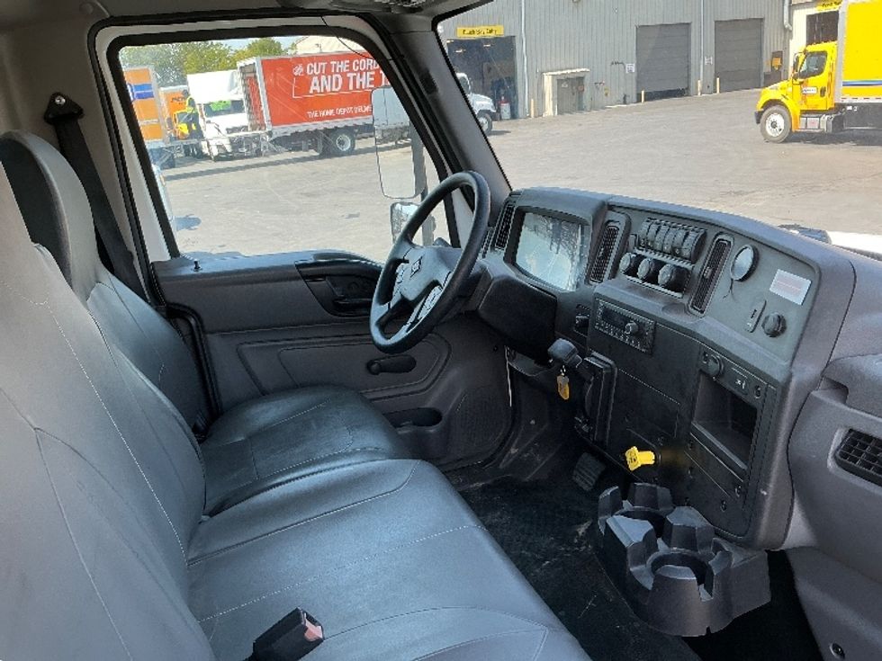 Medium Duty Box Truck-Light and Medium Duty Trucks-International-2021-MV607-Sparks-NV-20,554\n\t\tmiles-$ 75,750 - Image 22