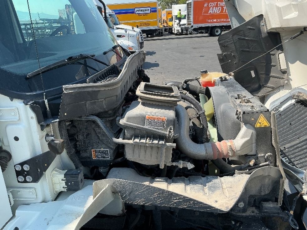 Medium Duty Box Truck-Light and Medium Duty Trucks-International-2021-MV607-Sparks-NV-20,554\n\t\tmiles-$ 75,750 - Image 23