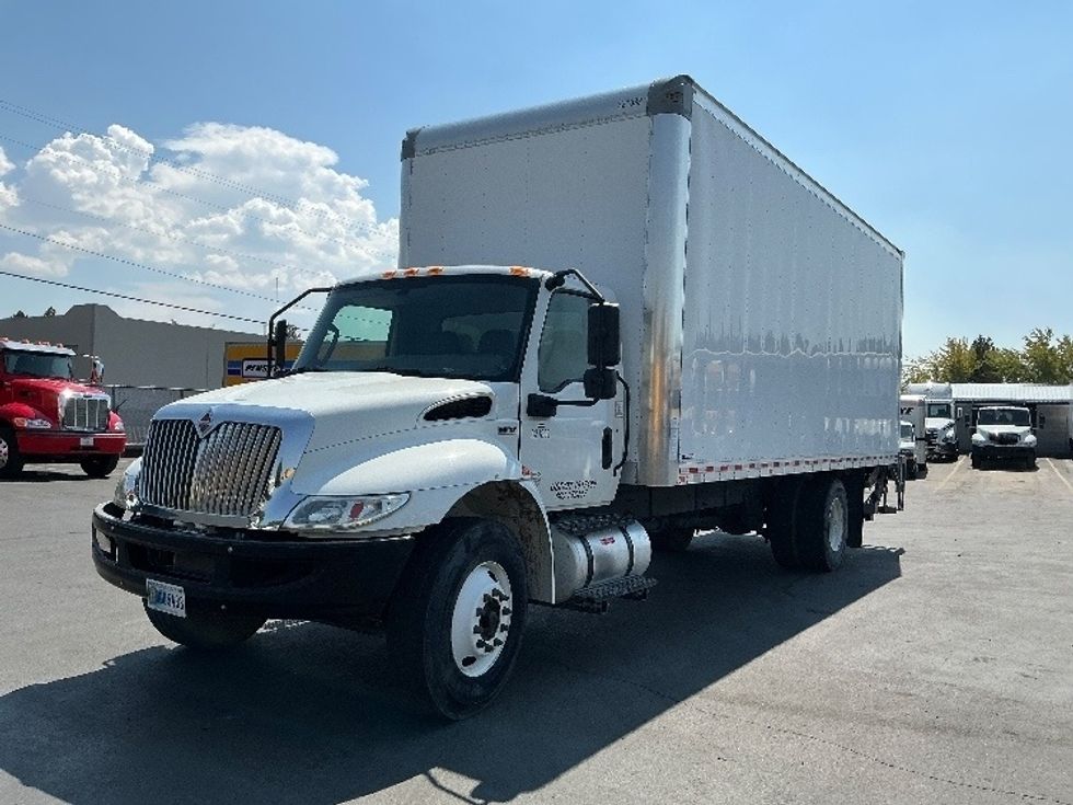 Medium Duty Box Truck-Light and Medium Duty Trucks-International-2021-MV607-Sparks-NV-20,554\n\t\tmiles-$ 75,750 - Image 3