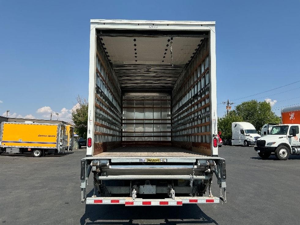 Medium Duty Box Truck-Light and Medium Duty Trucks-International-2021-MV607-Sparks-NV-20,554\n\t\tmiles-$ 75,750 - Image 8