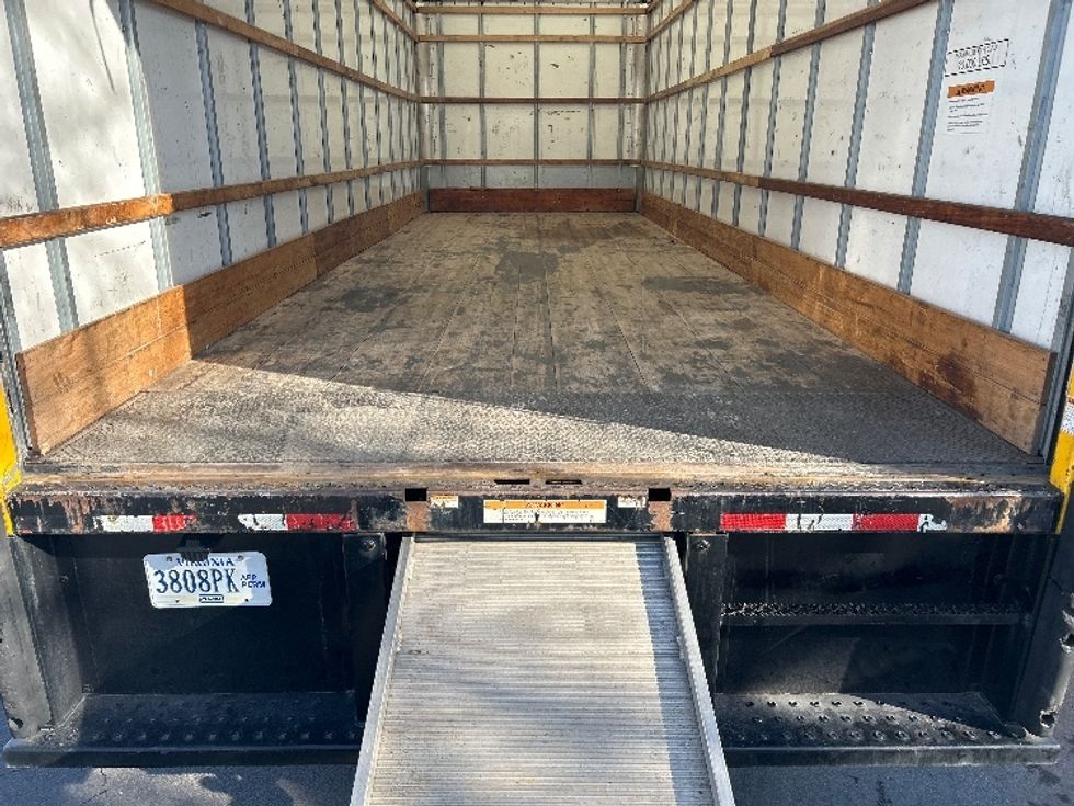 Medium Duty Box Truck-Light and Medium Duty Trucks-International-2021-MV607-Sparks-NV-205,769\n\t\tmiles-$ 37,250 - Image 10