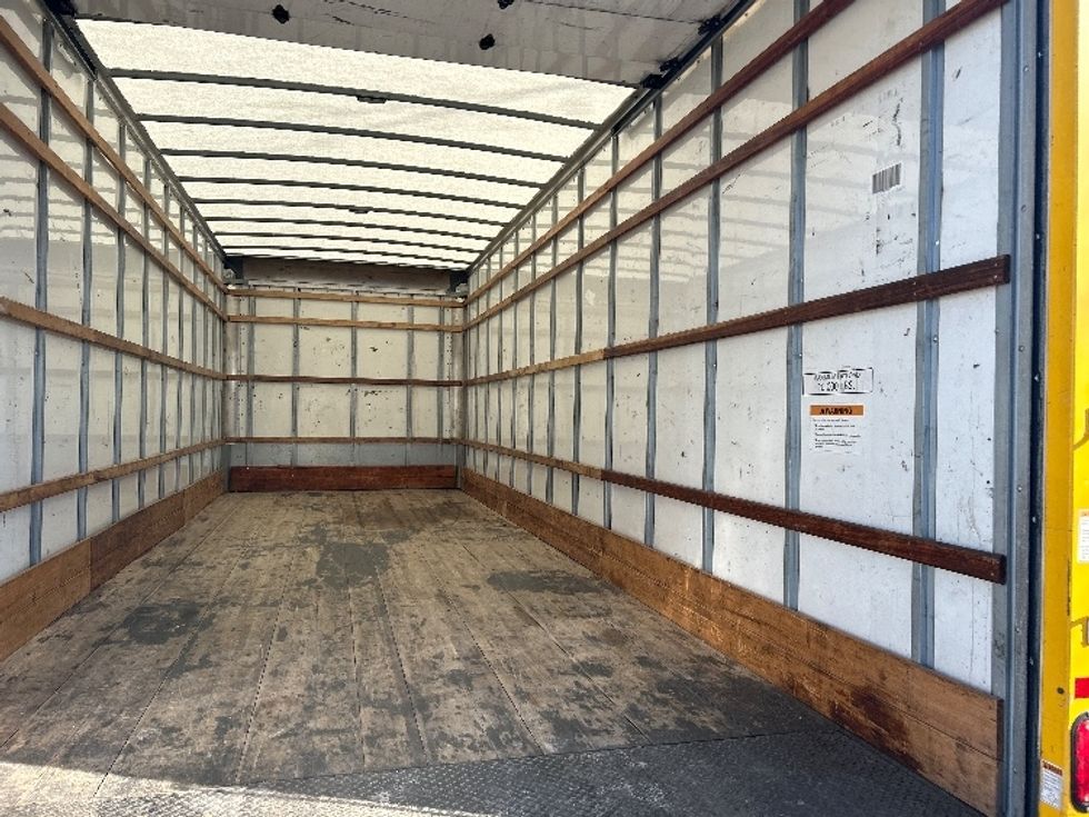 Medium Duty Box Truck-Light and Medium Duty Trucks-International-2021-MV607-Sparks-NV-205,769\n\t\tmiles-$ 37,250 - Image 12