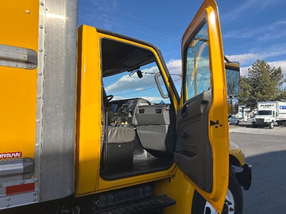 Medium Duty Box Truck-Light and Medium Duty Trucks-International-2021-MV607-Sparks-NV-205,769\n\t\tmiles-$ 37,250 - Image 20