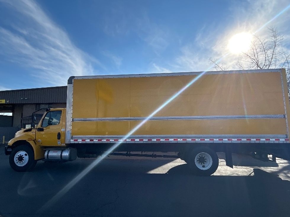 Medium Duty Box Truck-Light and Medium Duty Trucks-International-2021-MV607-Sparks-NV-205,769\n\t\tmiles-$ 37,250 - Image 4