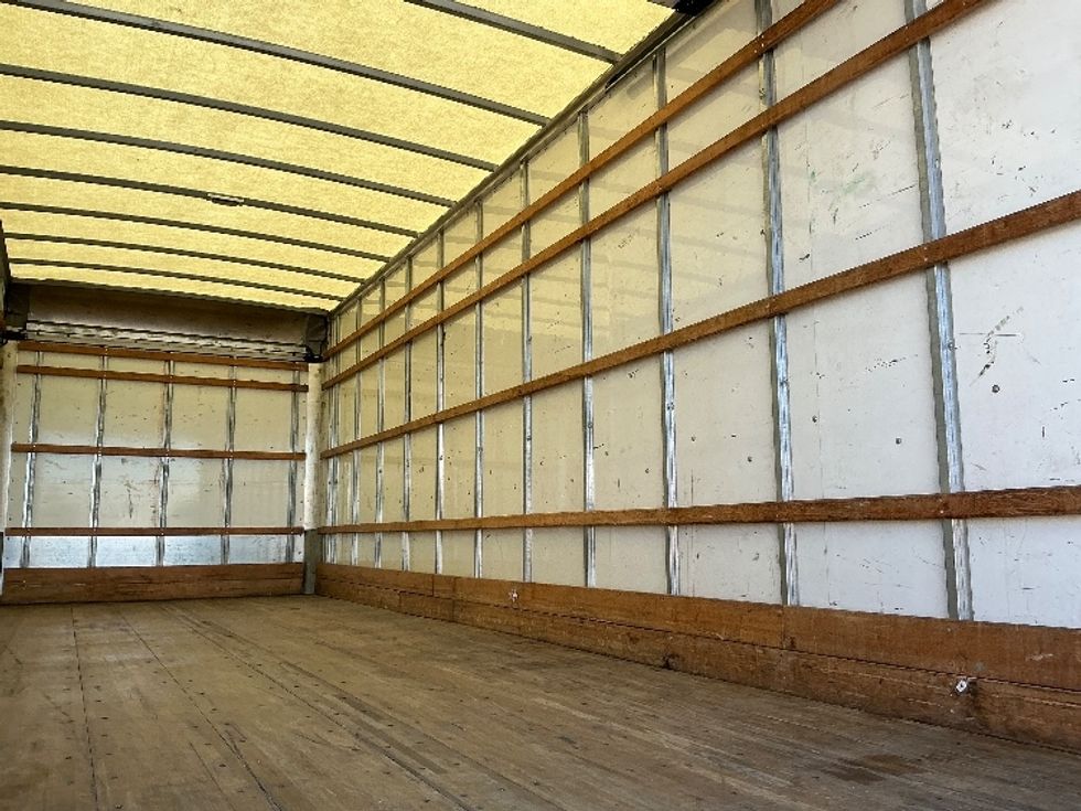 Medium Duty Box Truck-Light and Medium Duty Trucks-International-2021-MV607-Sparks-NV-244,827\n\t\tmiles-$ 32,500 - Image 11