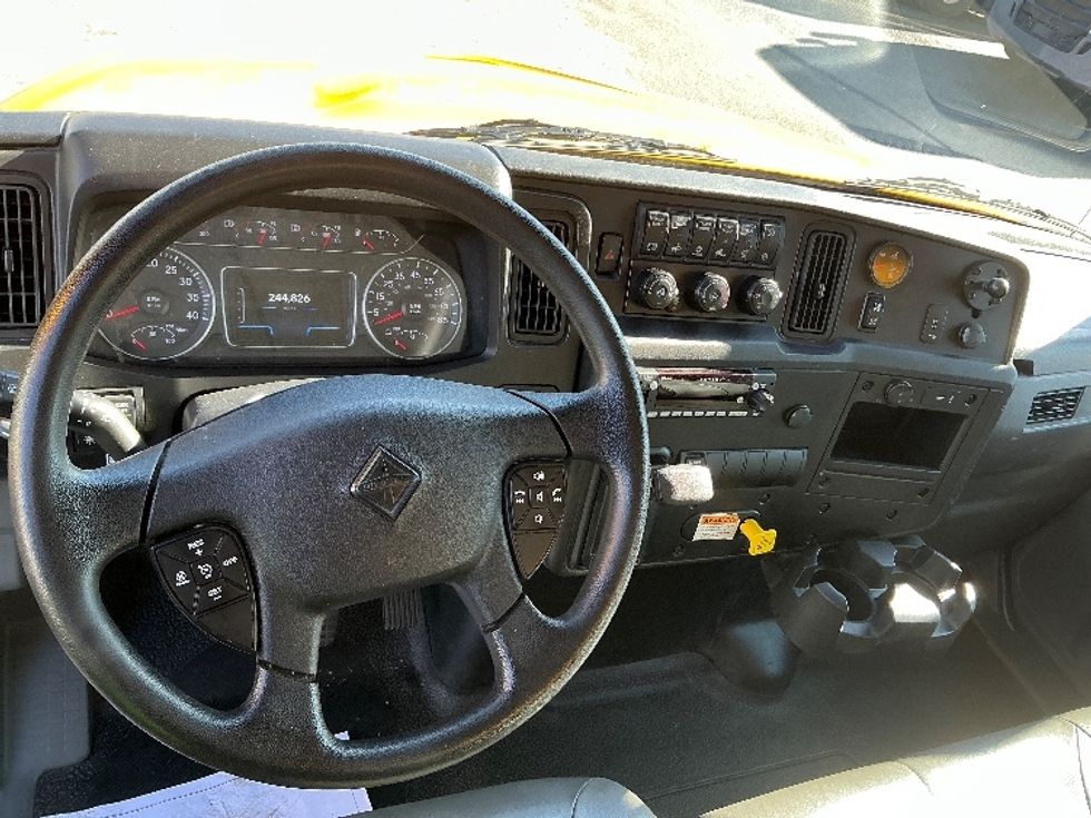 Medium Duty Box Truck-Light and Medium Duty Trucks-International-2021-MV607-Sparks-NV-244,827\n\t\tmiles-$ 32,500 - Image 17