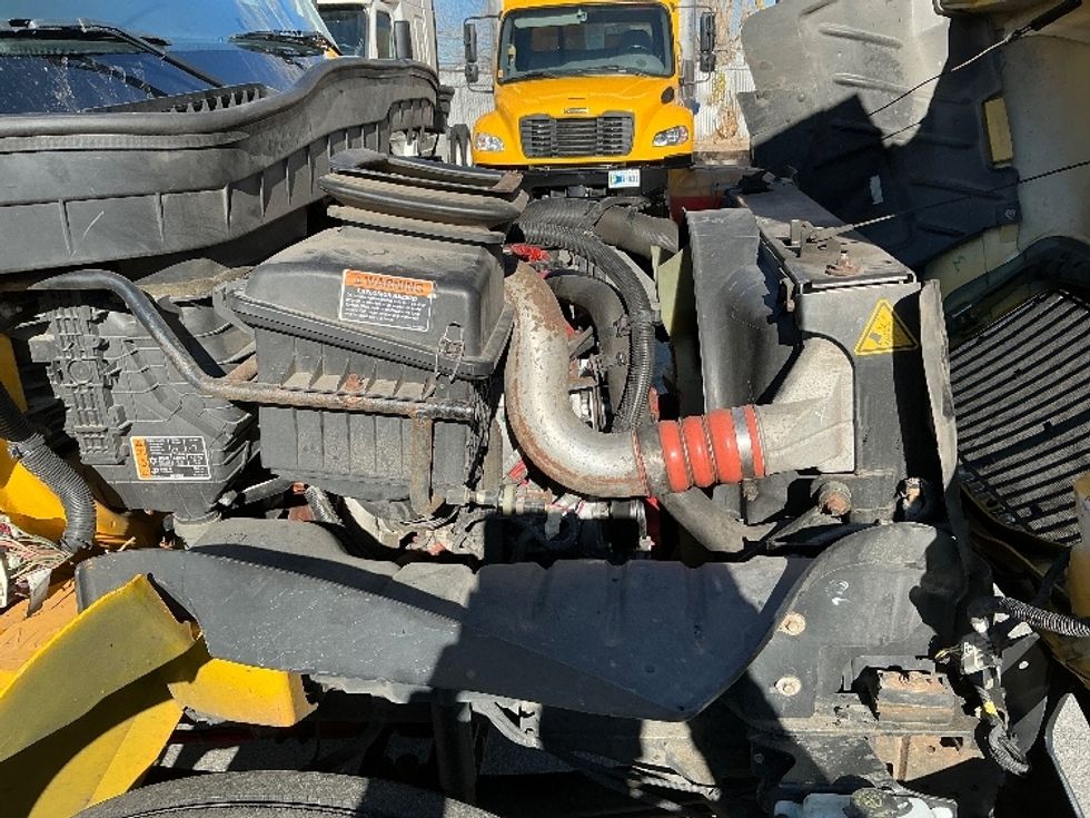 Medium Duty Box Truck-Light and Medium Duty Trucks-International-2021-MV607-Sparks-NV-244,827\n\t\tmiles-$ 32,500 - Image 22