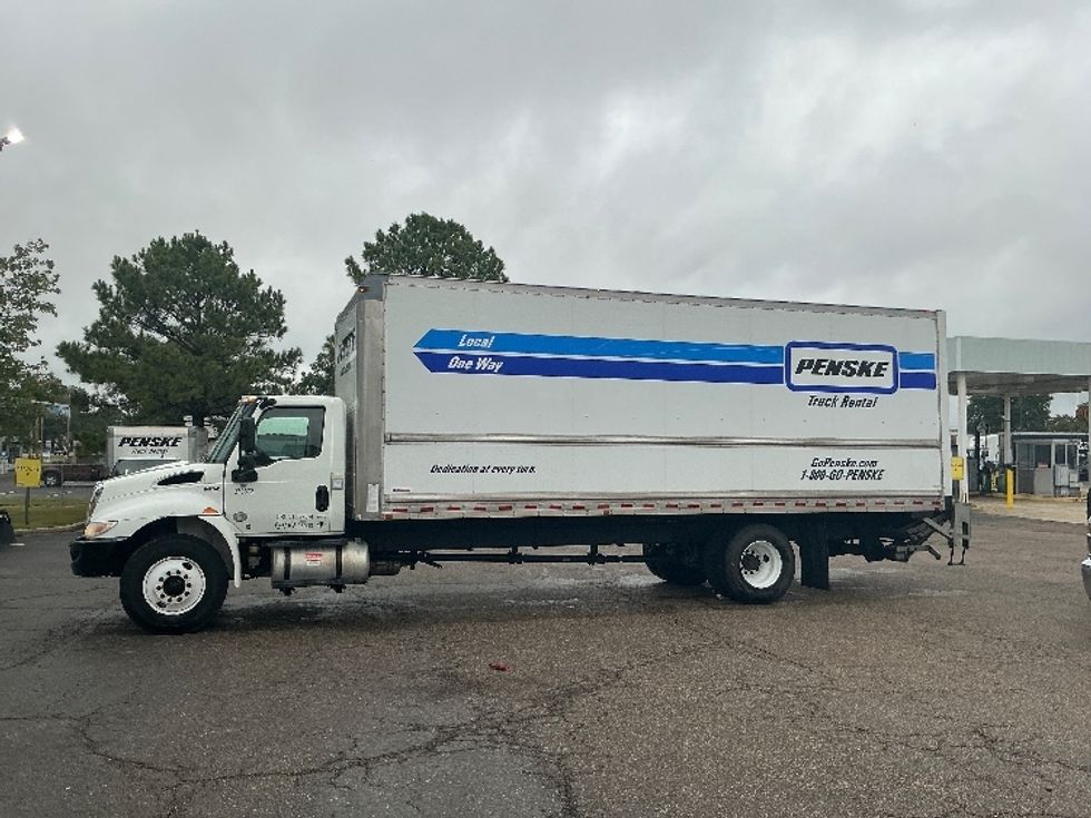 Medium Duty Box Truck-Light and Medium Duty Trucks-International-2021-MV607-Sparks-NV-251,388\n\t\tmiles-$ 41,750 - Image 4