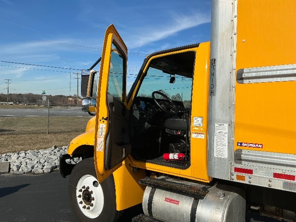 Medium Duty Box Truck-Light and Medium Duty Trucks-International-2021-MV607-Spartanburg-SC-218,076\n\t\tmiles-$ 36,250 - Image 15