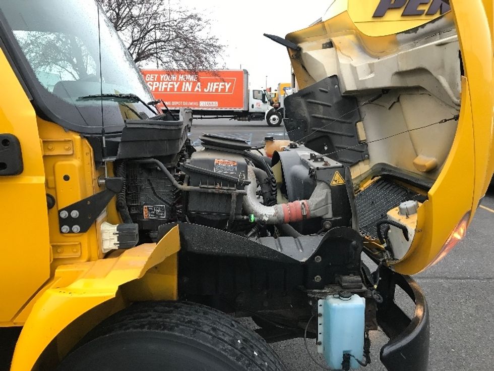 Medium Duty Box Truck-Light and Medium Duty Trucks-International-2021-MV607-Spokane Valley-WA-128,650\n\t\tmiles-$ 46,250 - Image 23