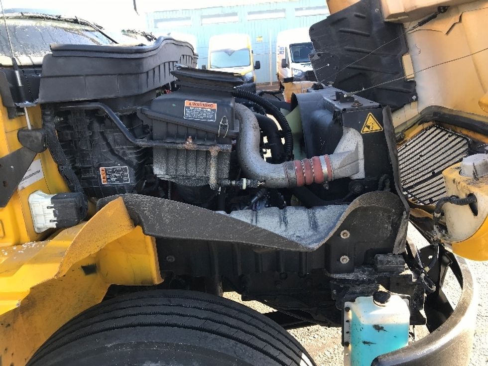 Medium Duty Box Truck-Light and Medium Duty Trucks-International-2021-MV607-Spokane Valley-WA-167,731\n\t\tmiles-$ 40,750 - Image 22