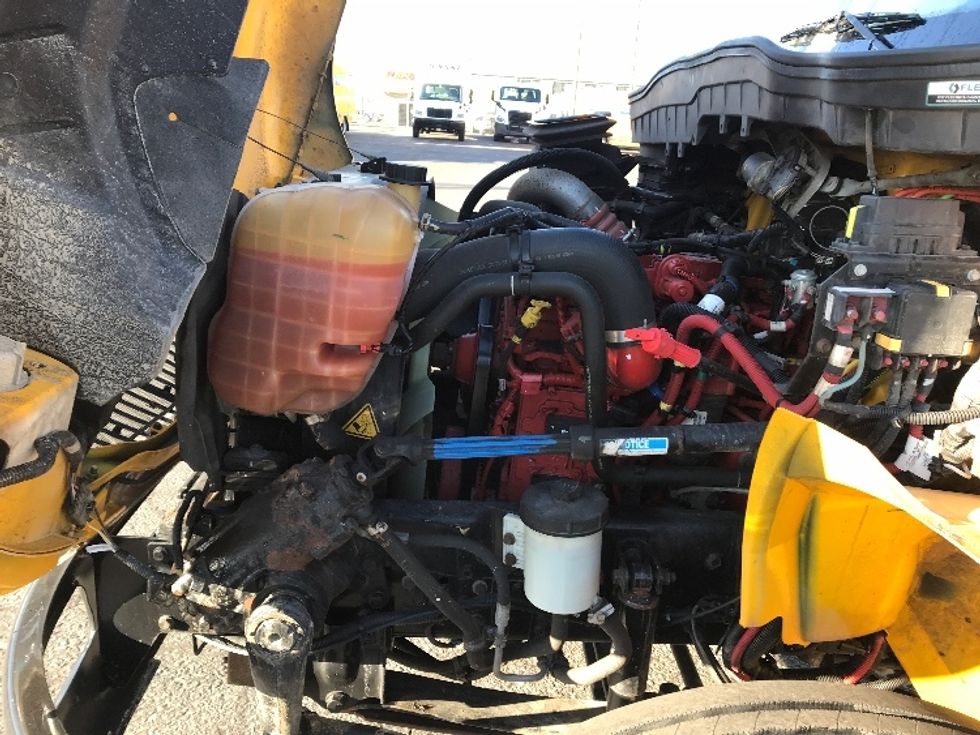 Medium Duty Box Truck-Light and Medium Duty Trucks-International-2021-MV607-Spokane Valley-WA-167,731\n\t\tmiles-$ 40,750 - Image 23