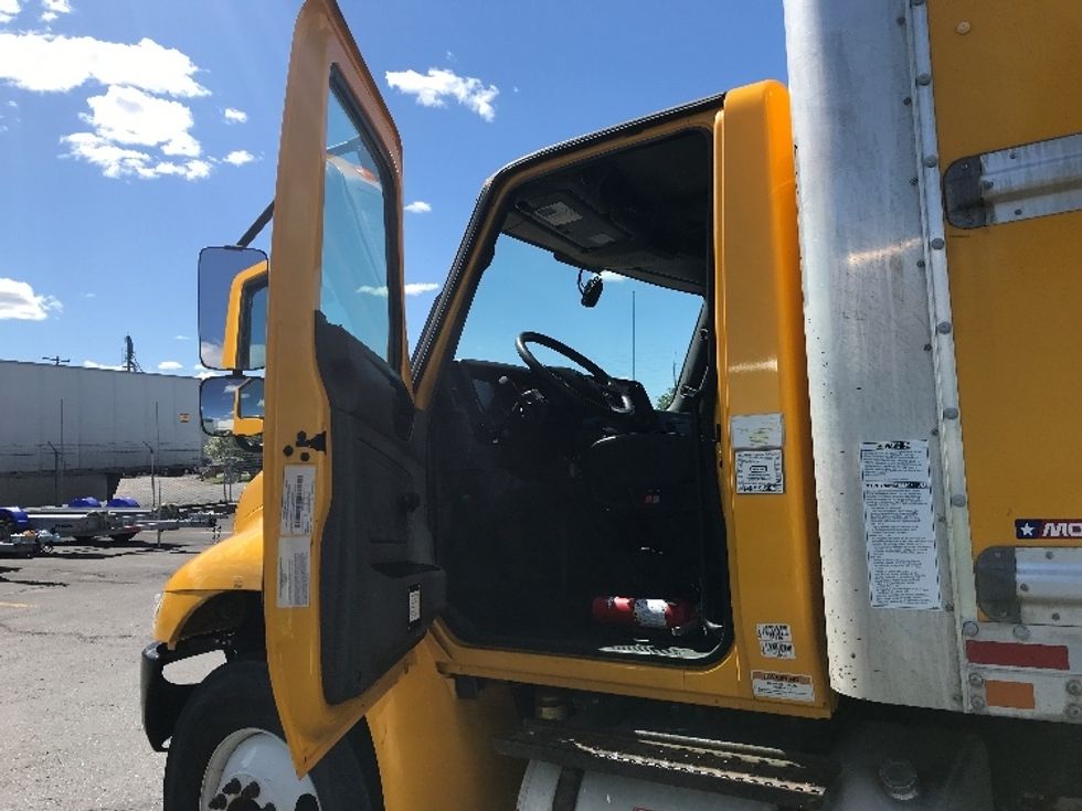 Medium Duty Box Truck-Light and Medium Duty Trucks-International-2021-MV607-Spokane Valley-WA-190,946\n\t\tmiles-$ 45,250 - Image 16