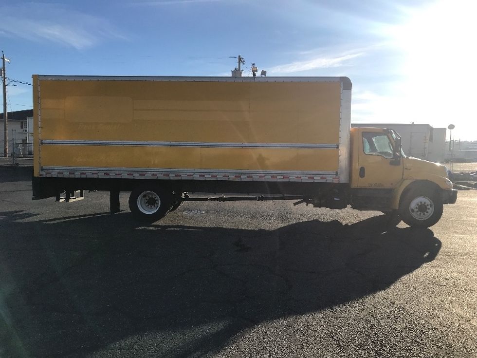Medium Duty Box Truck-Light and Medium Duty Trucks-International-2021-MV607-Spokane Valley-WA-197,654\n\t\tmiles-$ 42,500 - Image 14
