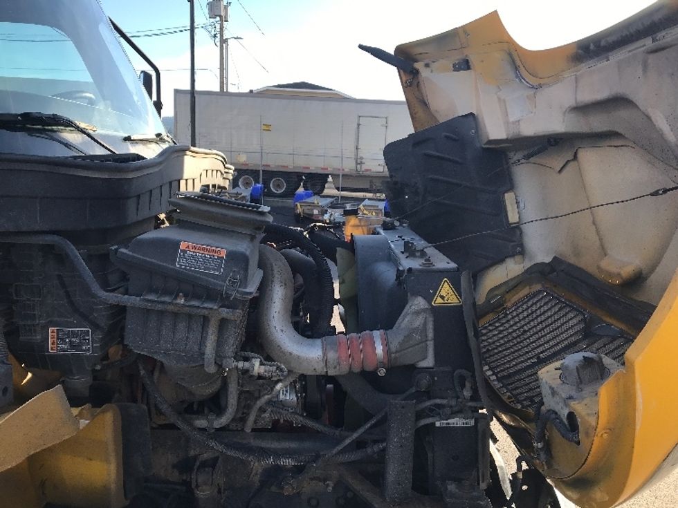 Medium Duty Box Truck-Light and Medium Duty Trucks-International-2021-MV607-Spokane Valley-WA-197,654\n\t\tmiles-$ 42,500 - Image 20