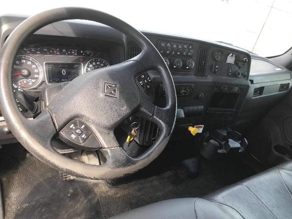 Medium Duty Box Truck-Light and Medium Duty Trucks-International-2021-MV607-Spokane Valley-WA-204,240\n\t\tmiles-$ 51,250 - Image 17