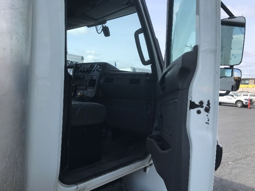 Medium Duty Box Truck-Light and Medium Duty Trucks-International-2021-MV607-Spokane Valley-WA-204,240\n\t\tmiles-$ 51,250 - Image 19