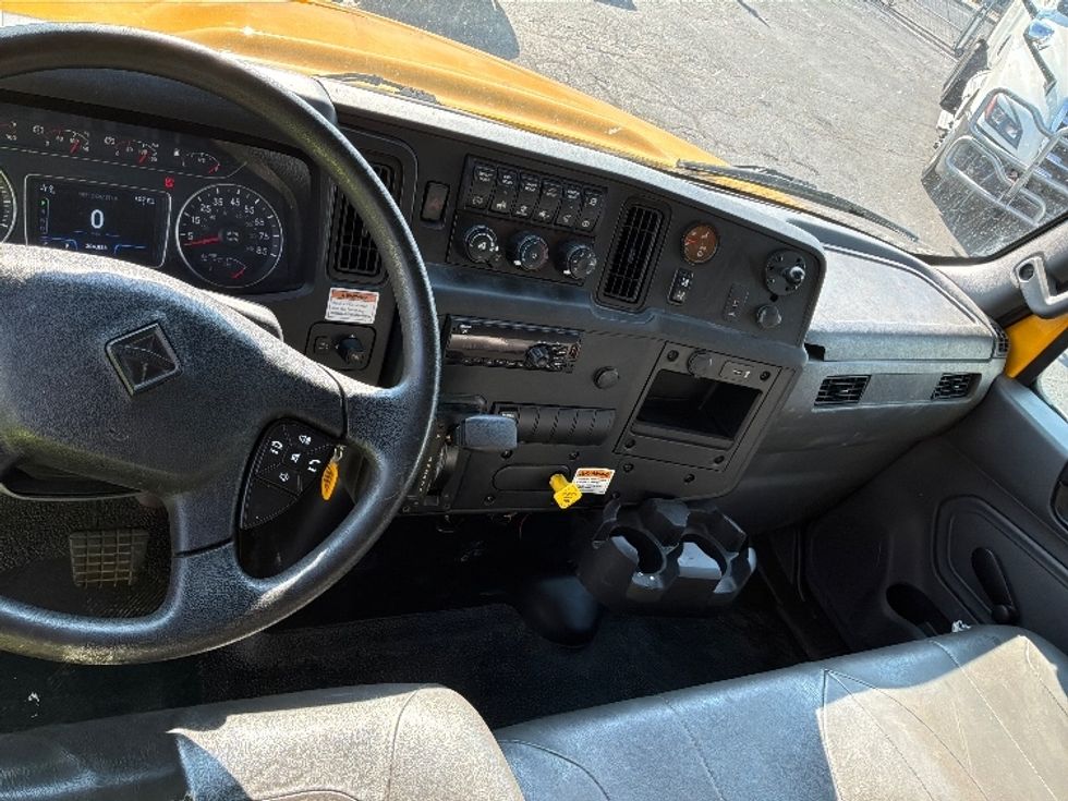 Medium Duty Box Truck-Light and Medium Duty Trucks-International-2021-MV607-Spokane Valley-WA-204,974\n\t\tmiles-$ 53,750 - Image 18
