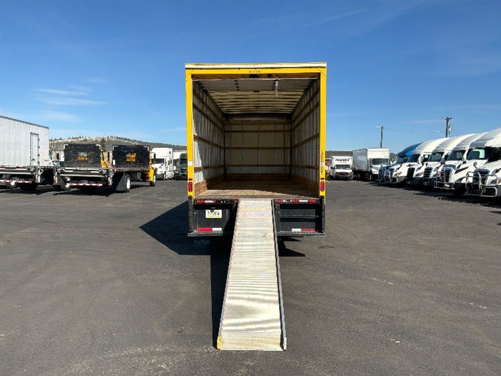 Medium Duty Box Truck-Light and Medium Duty Trucks-International-2021-MV607-Spokane Valley-WA-221,193\n\t\tmiles-$ 40,250 - Image 9