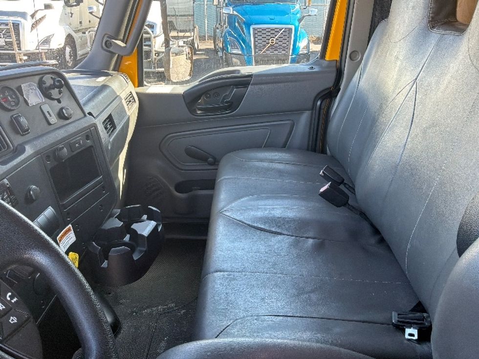 Medium Duty Box Truck-Light and Medium Duty Trucks-International-2021-MV607-Spokane Valley-WA-221,193\n\t\tmiles-$ 40,250 - Image 19