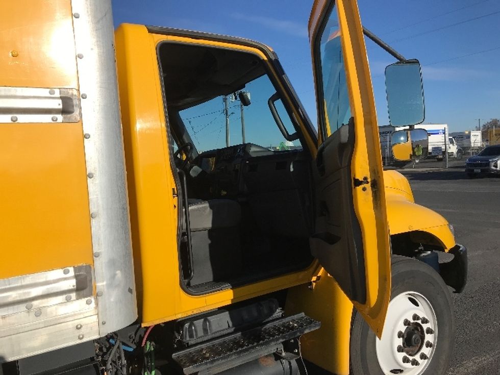 Medium Duty Box Truck-Light and Medium Duty Trucks-International-2021-MV607-Spokane Valley-WA-225,132\n\t\tmiles-$ 38,750 - Image 20