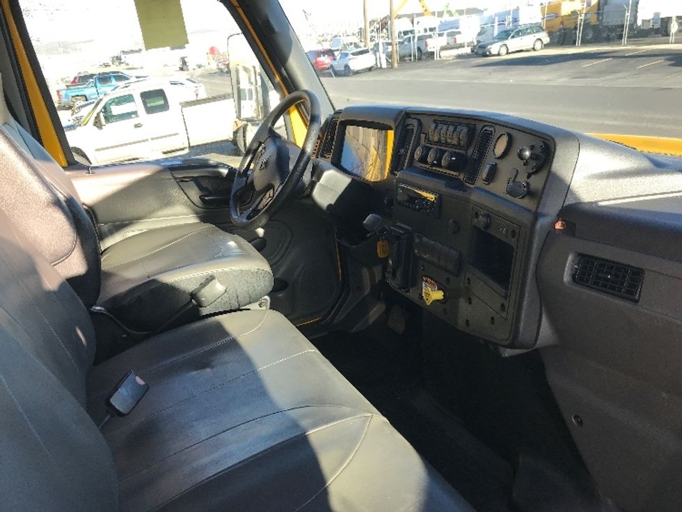 Medium Duty Box Truck-Light and Medium Duty Trucks-International-2021-MV607-Spokane Valley-WA-225,132\n\t\tmiles-$ 38,750 - Image 22