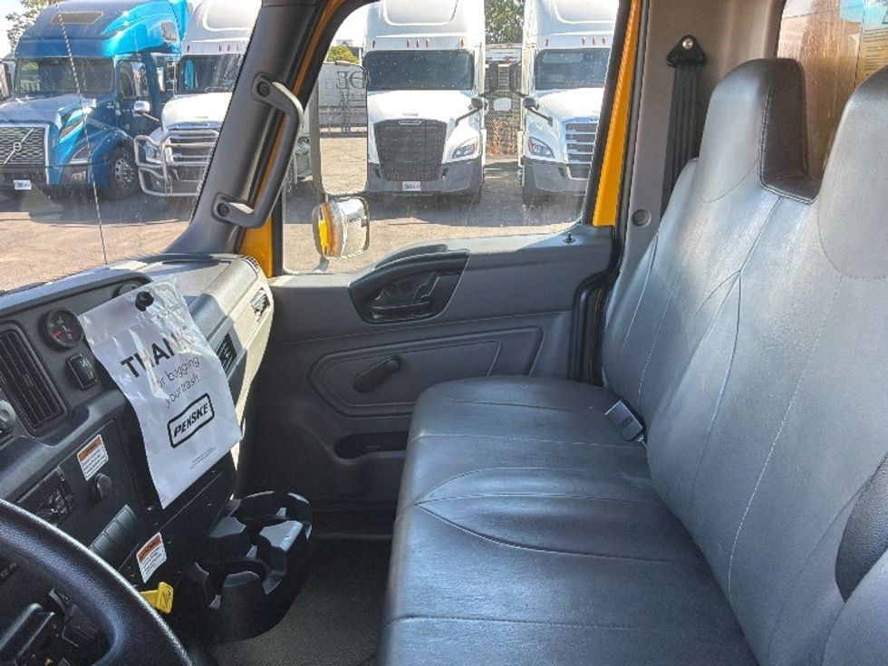 Medium Duty Box Truck-Light and Medium Duty Trucks-International-2021-MV607-Spokane Valley-WA-226,786\n\t\tmiles-$ 39,500 - Image 17