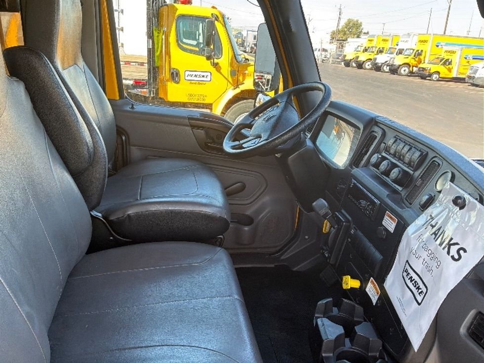Medium Duty Box Truck-Light and Medium Duty Trucks-International-2021-MV607-Spokane Valley-WA-226,786\n\t\tmiles-$ 39,500 - Image 20