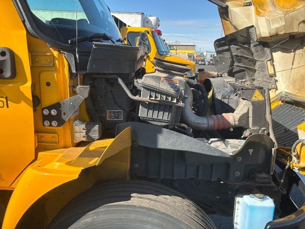 Medium Duty Box Truck-Light and Medium Duty Trucks-International-2021-MV607-Spokane Valley-WA-226,786\n\t\tmiles-$ 39,500 - Image 21