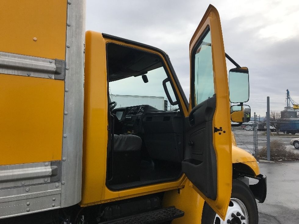 Medium Duty Box Truck-Light and Medium Duty Trucks-International-2021-MV607-Spokane Valley-WA-227,073\n\t\tmiles-$ 34,750 - Image 19