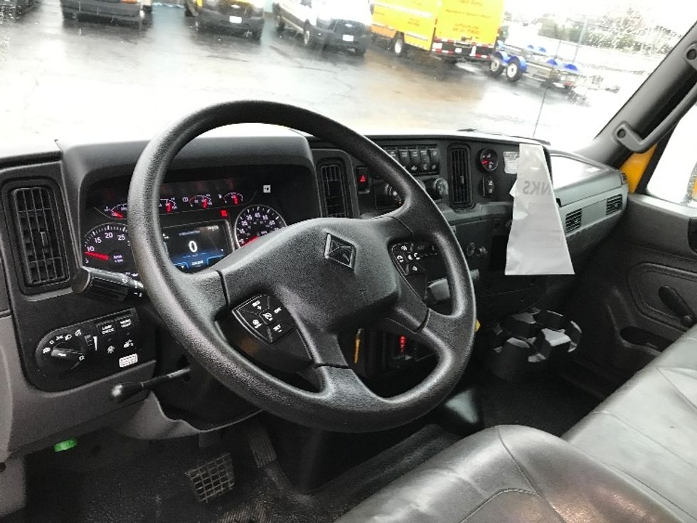 Medium Duty Box Truck-Light and Medium Duty Trucks-International-2021-MV607-Spokane Valley-WA-230,204\n\t\tmiles-$ 38,000 - Image 17