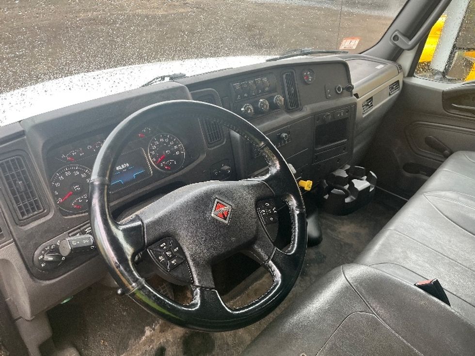 Medium Duty Box Truck-Light and Medium Duty Trucks-International-2021-MV607-Springfield-MA-40,876\n\t\tmiles-$ 66,000 - Image 17