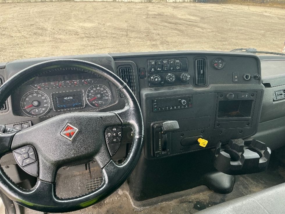 Medium Duty Box Truck-Light and Medium Duty Trucks-International-2021-MV607-Springfield-MA-40,876\n\t\tmiles-$ 66,000 - Image 18