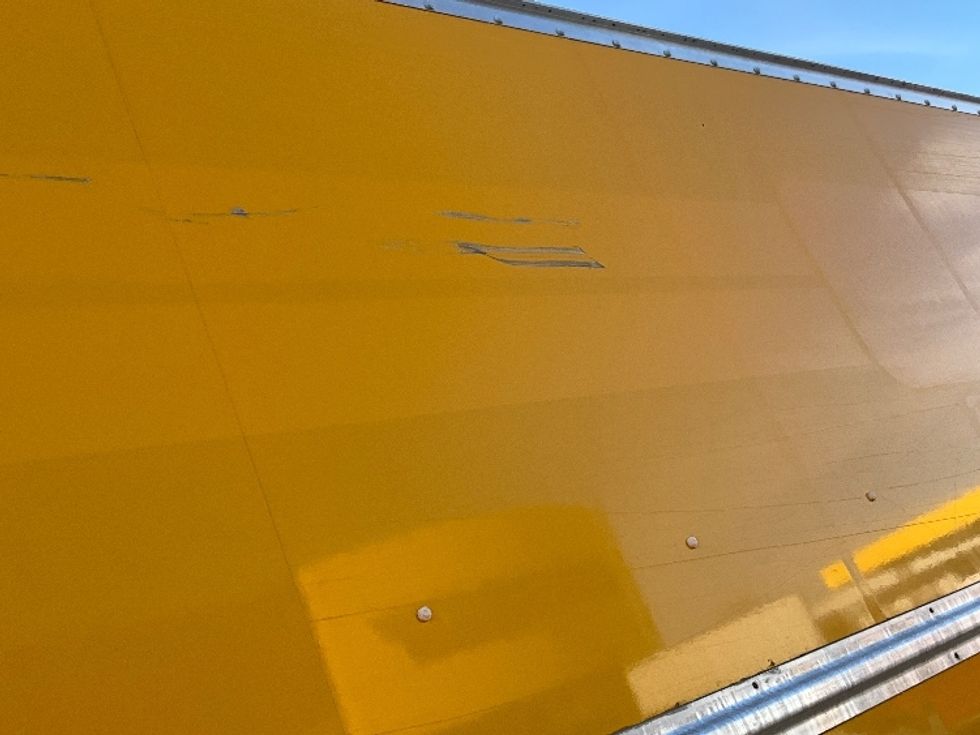 Medium Duty Box Truck-Light and Medium Duty Trucks-International-2021-MV607-Springfield-MO-140,785\n\t\tmiles-$ 44,500 - Image 25