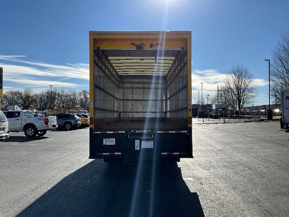 Medium Duty Box Truck-Light and Medium Duty Trucks-International-2021-MV607-Springfield-MO-140,785\n\t\tmiles-$ 44,500 - Image 8