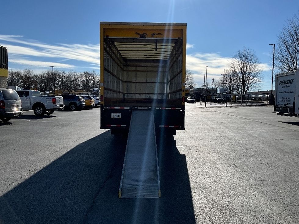 Medium Duty Box Truck-Light and Medium Duty Trucks-International-2021-MV607-Springfield-MO-140,785\n\t\tmiles-$ 44,500 - Image 9
