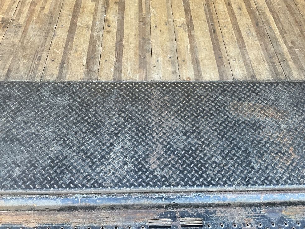 Medium Duty Box Truck-Light and Medium Duty Trucks-International-2021-MV607-Springfield-MO-181,657\n\t\tmiles-$ 38,750 - Image 10