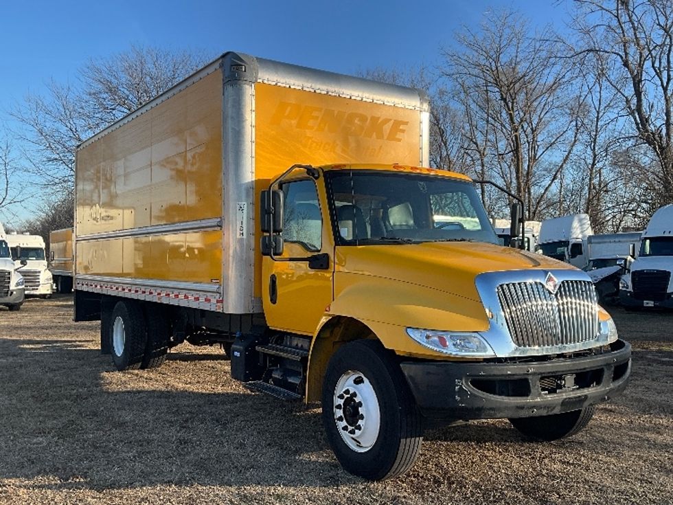 Medium Duty Box Truck-Light and Medium Duty Trucks-International-2021-MV607-Springfield-MO-181,657\n\t\tmiles-$ 38,750 - Image 1