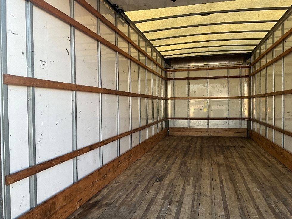 Medium Duty Box Truck-Light and Medium Duty Trucks-International-2021-MV607-Springfield-MO-181,657\n\t\tmiles-$ 38,750 - Image 11