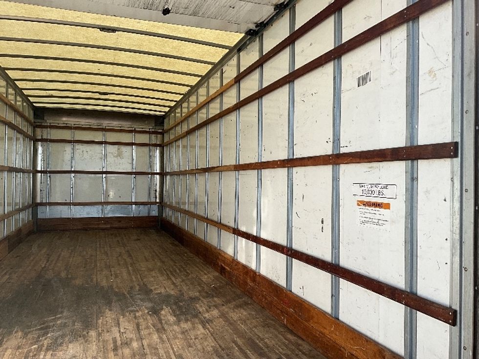 Medium Duty Box Truck-Light and Medium Duty Trucks-International-2021-MV607-Springfield-MO-183,224\n\t\tmiles-$ 44,750 - Image 12