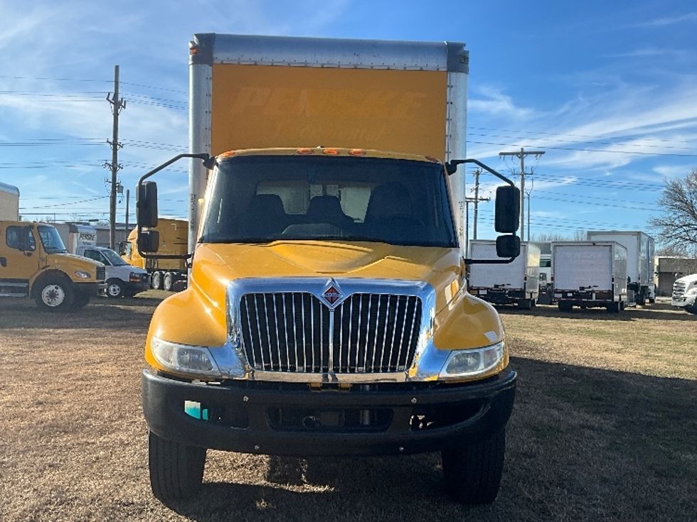 Medium Duty Box Truck-Light and Medium Duty Trucks-International-2021-MV607-Springfield-MO-183,224\n\t\tmiles-$ 44,750 - Image 2