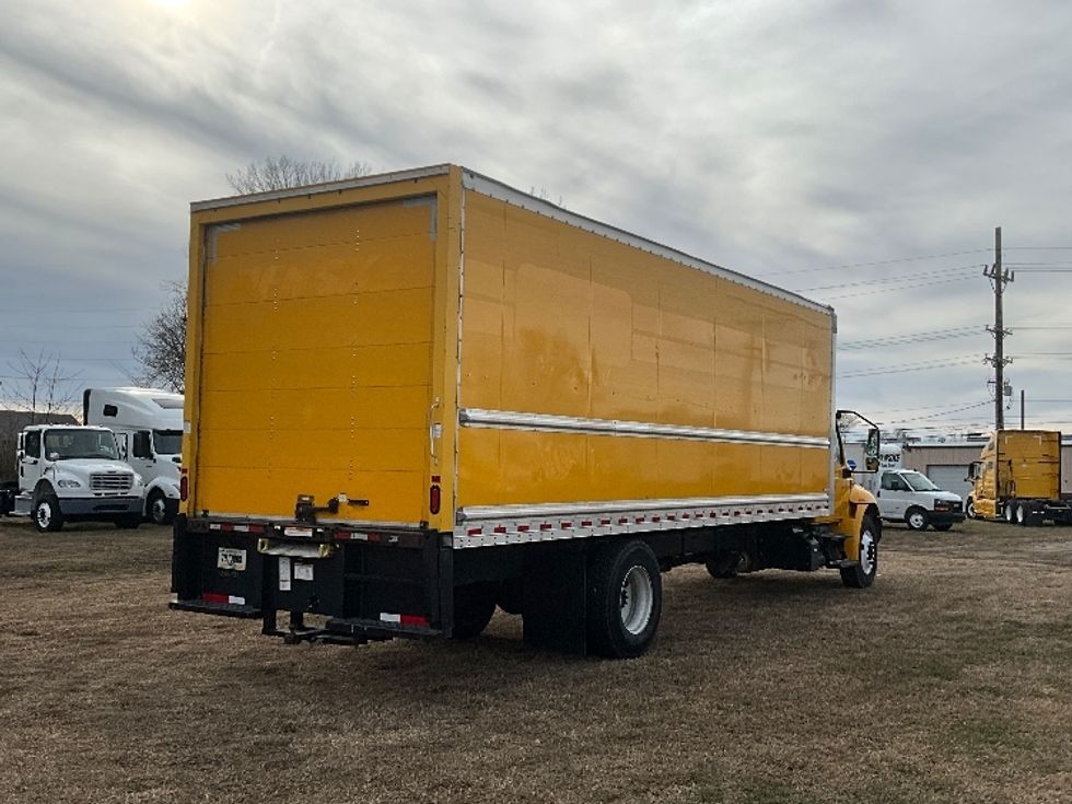 Medium Duty Box Truck-Light and Medium Duty Trucks-International-2021-MV607-Springfield-MO-191,834\n\t\tmiles-$ 43,500 - Image 13