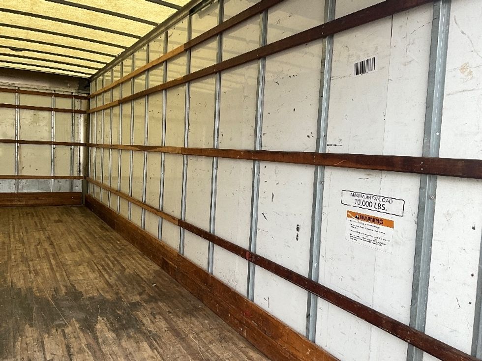 Medium Duty Box Truck-Light and Medium Duty Trucks-International-2021-MV607-Springfield-MO-191,834\n\t\tmiles-$ 43,500 - Image 12