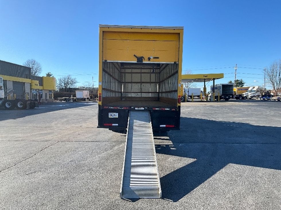 Medium Duty Box Truck-Light and Medium Duty Trucks-International-2021-MV607-Springfield-MO-205,916\n\t\tmiles-$ 40,250 - Image 9