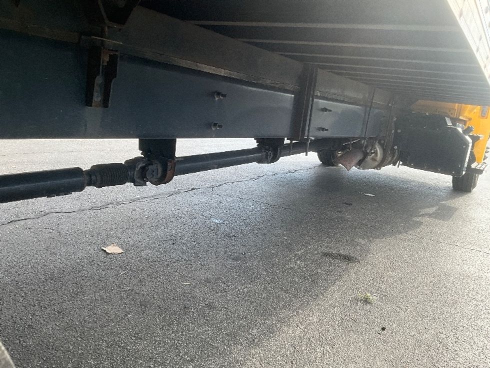 Medium Duty Box Truck-Light and Medium Duty Trucks-International-2021-MV607-Springfield-MO-219,692\n\t\tmiles-$ 39,500 - Image 14