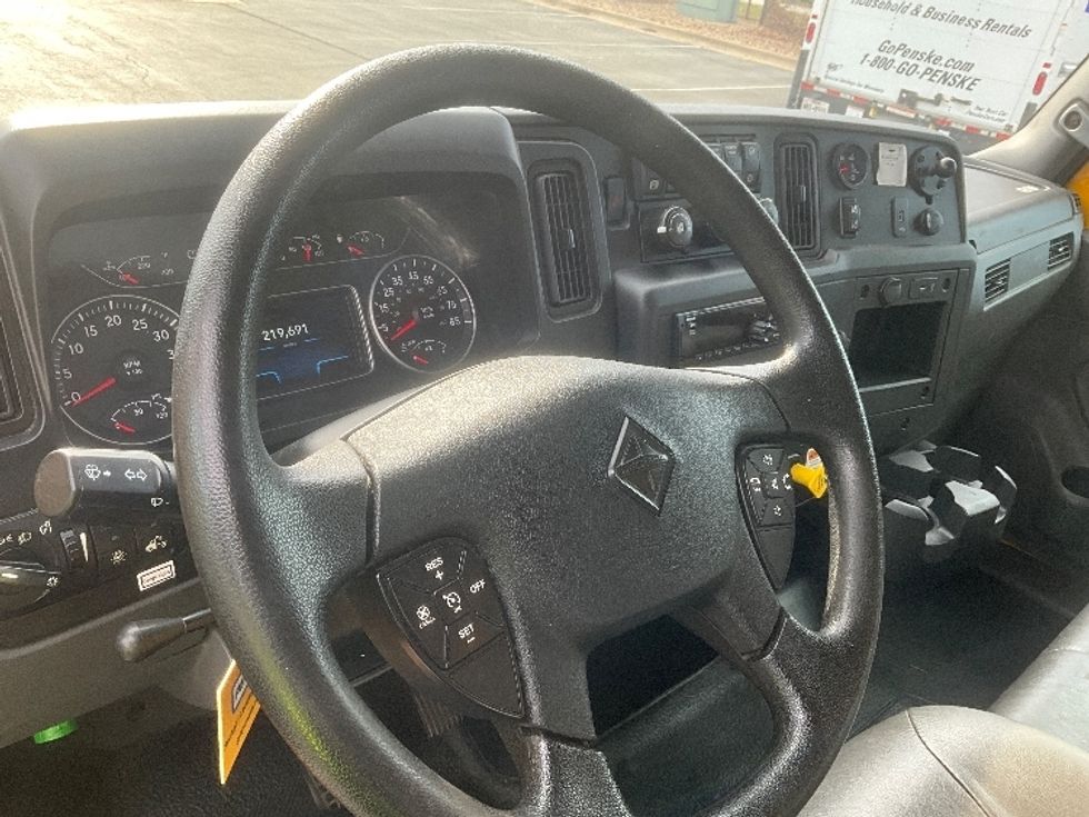 Medium Duty Box Truck-Light and Medium Duty Trucks-International-2021-MV607-Springfield-MO-219,692\n\t\tmiles-$ 39,500 - Image 18