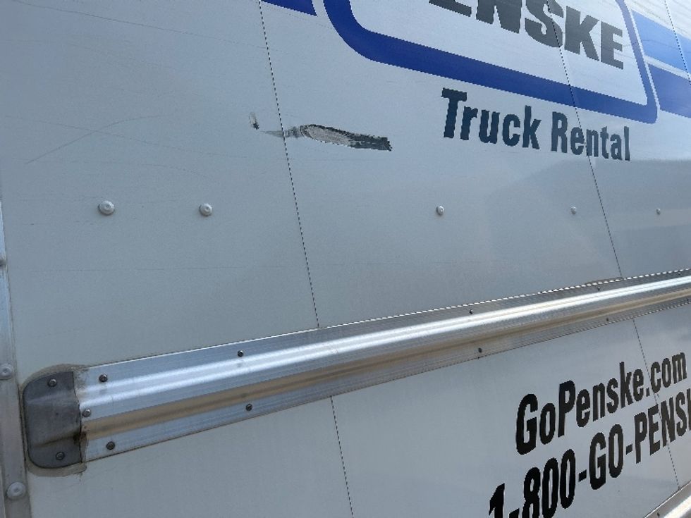 Medium Duty Box Truck-Light and Medium Duty Trucks-International-2021-MV607-Springfield-MO-239,577\n\t\tmiles-$ 45,500 - Image 26