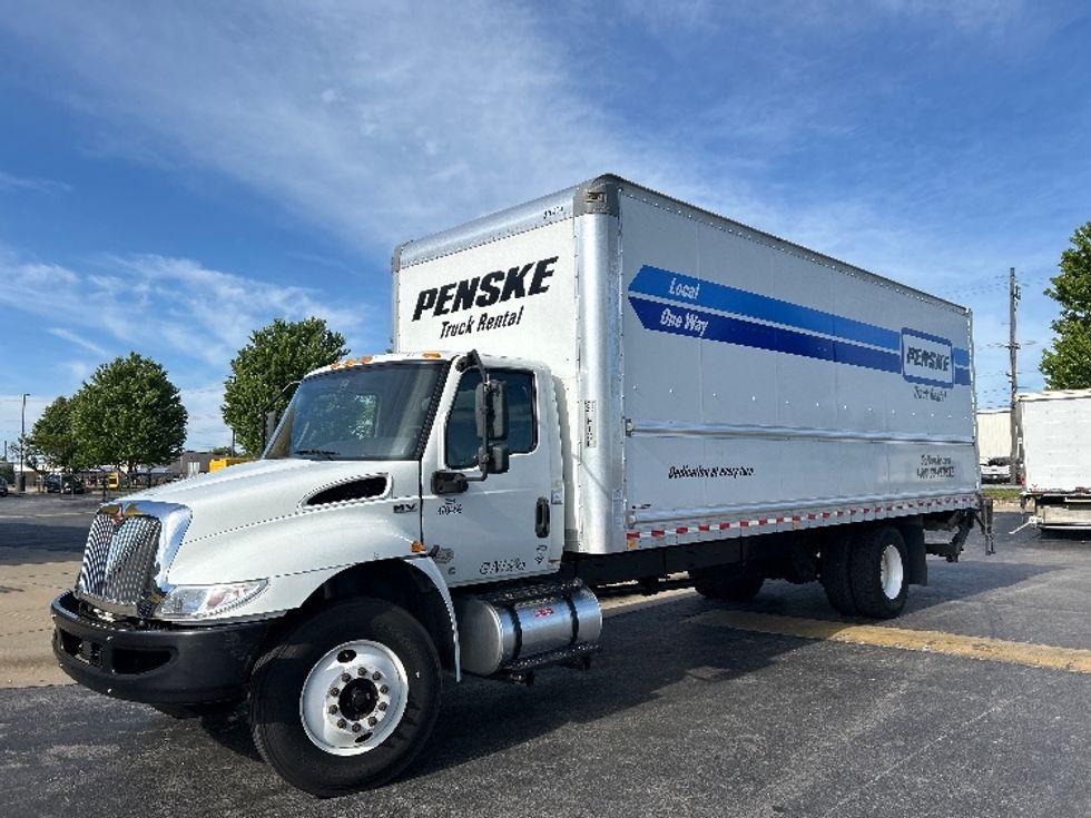 Medium Duty Box Truck-Light and Medium Duty Trucks-International-2021-MV607-Springfield-MO-239,577\n\t\tmiles-$ 45,500 - Image 3