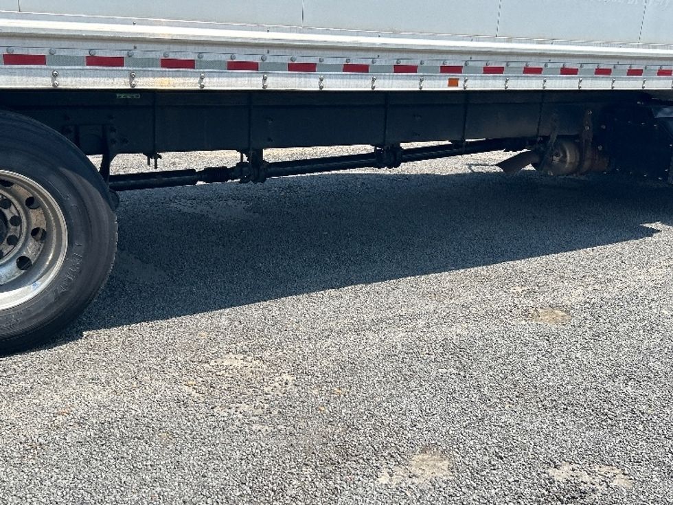 Medium Duty Box Truck-Light and Medium Duty Trucks-International-2021-MV607-Sterling-VA-133,515\n\t\tmiles-$ 62,000 - Image 14